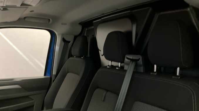 Volkswagen Transporter T32 Swb Diesel 2.0 TDI 150 Commerce Pro S Van [5 Plus] - Image 16